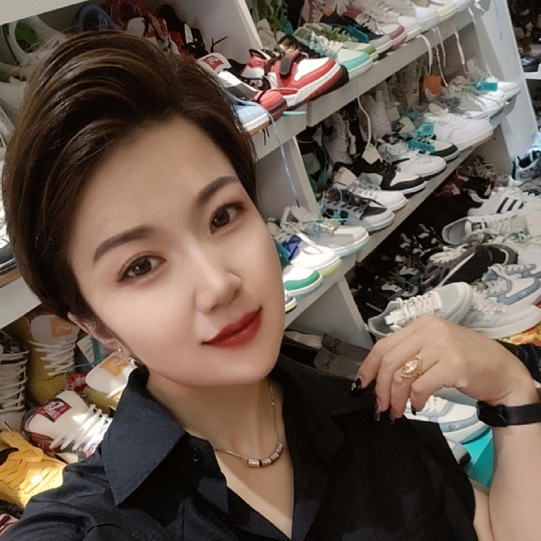 A毛头鞋店～金萍