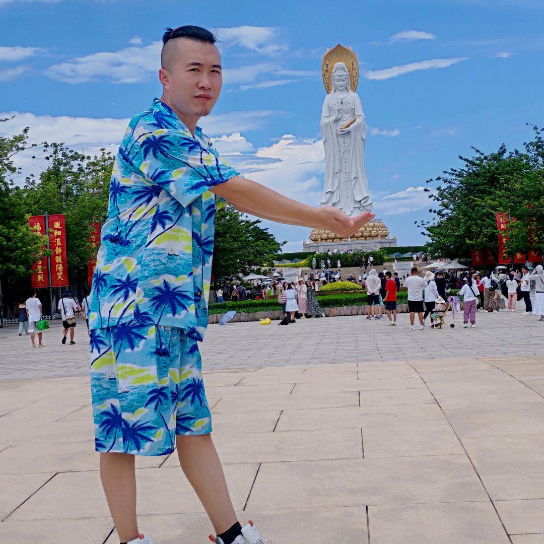 厚德载物