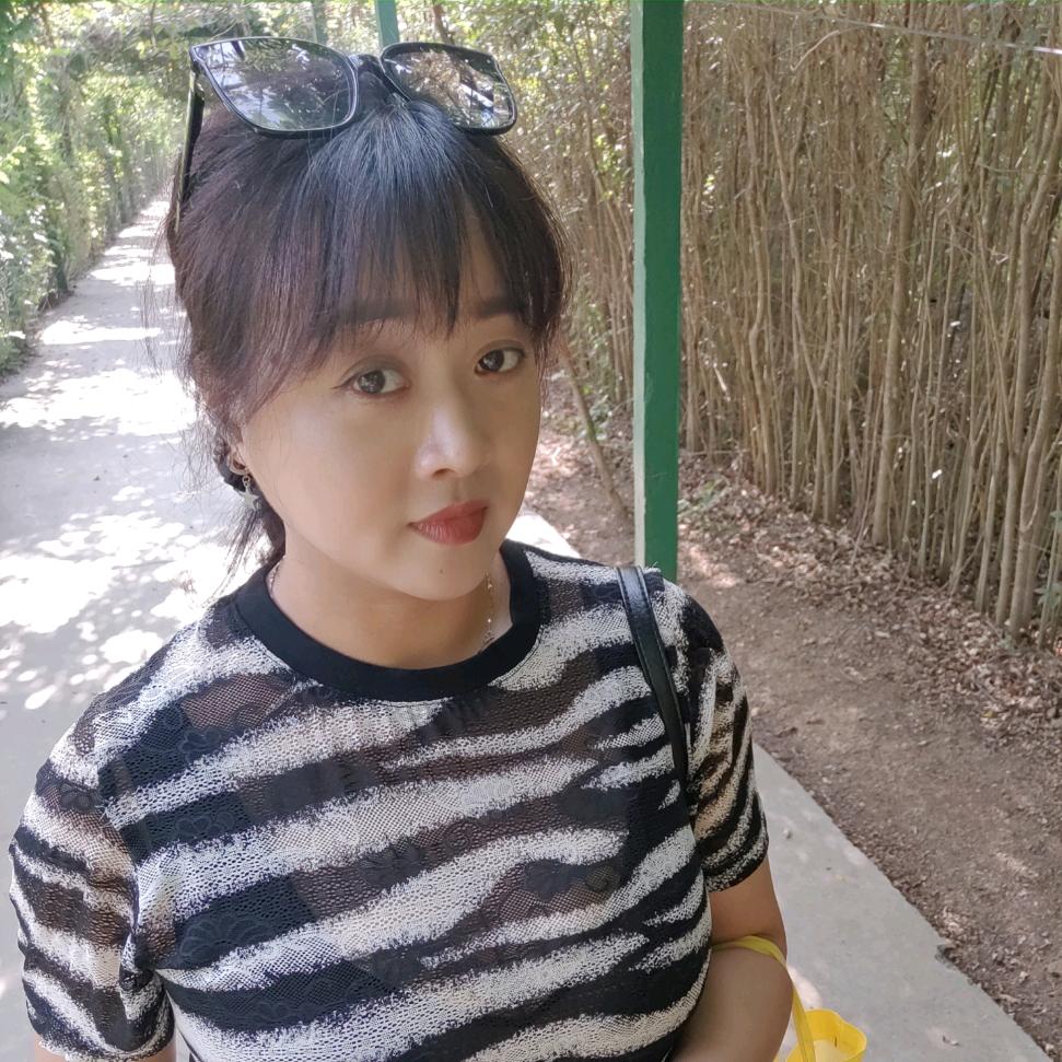 妮小主
