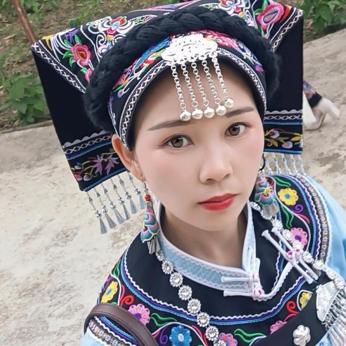 布依🍋姑娘🍋剑情