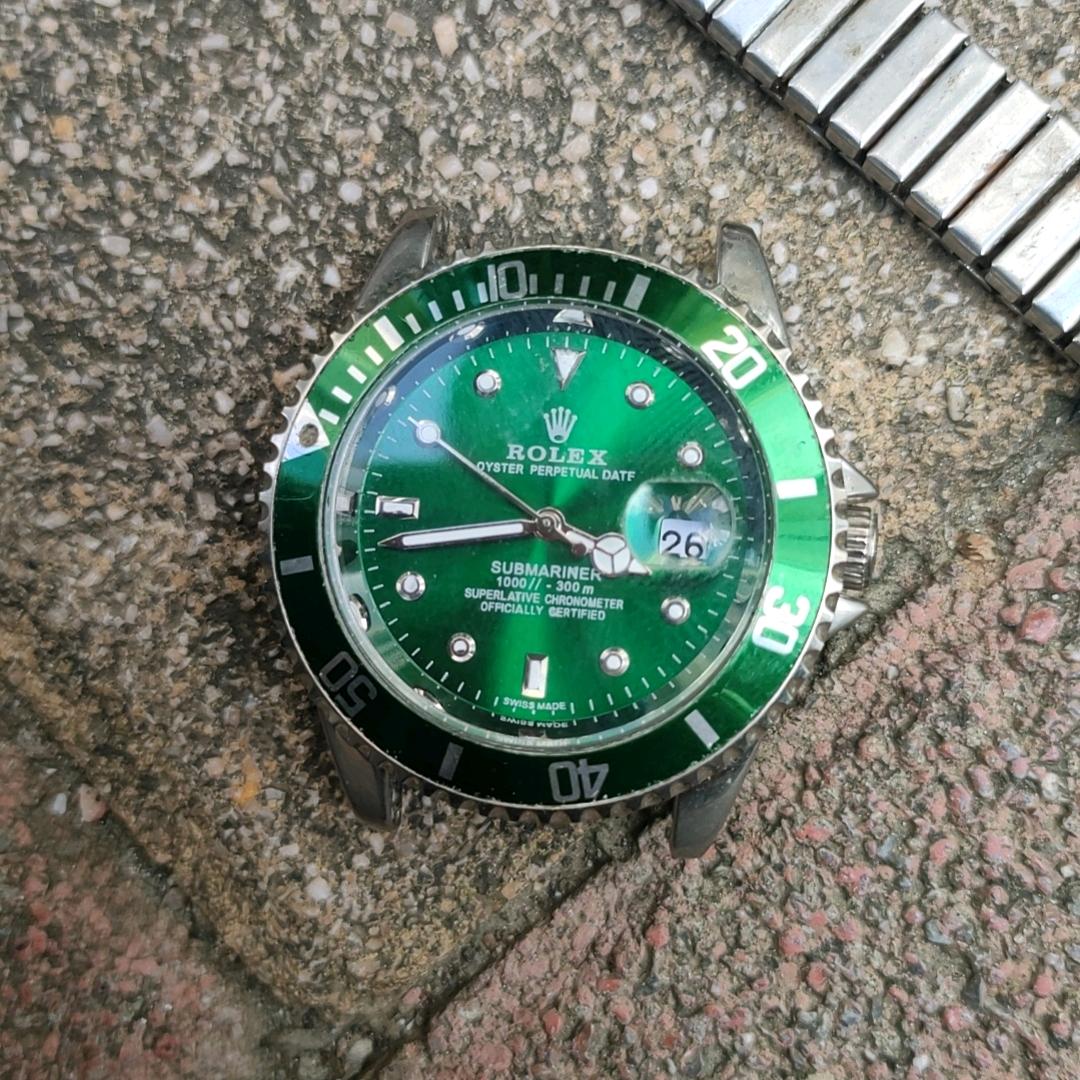 郑郑日上，万事如意，电子产品回收。