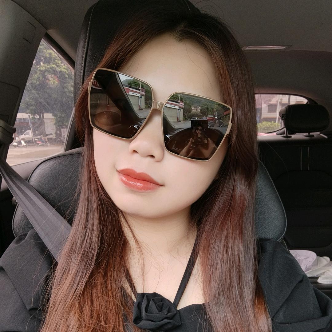 谢Miss（贺州重钙厂家）