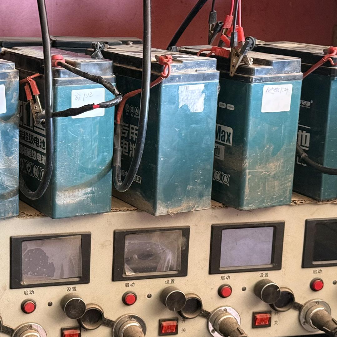 电瓶修复工厂