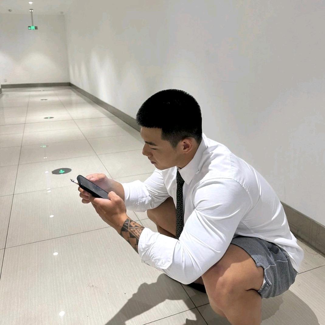 一个小给给¹⁸⁰