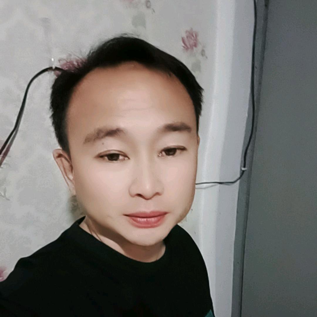 小张（77年的蛇）