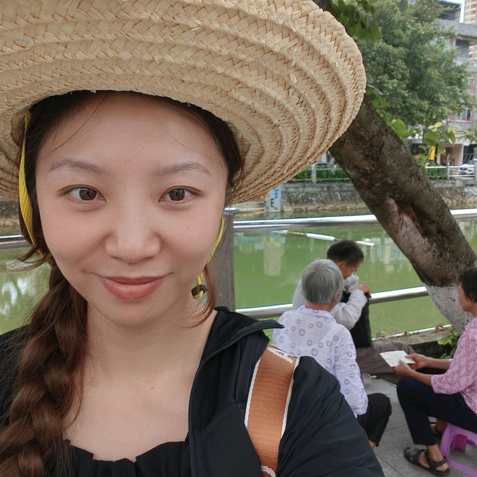 周末回村里种地的小县城打工人