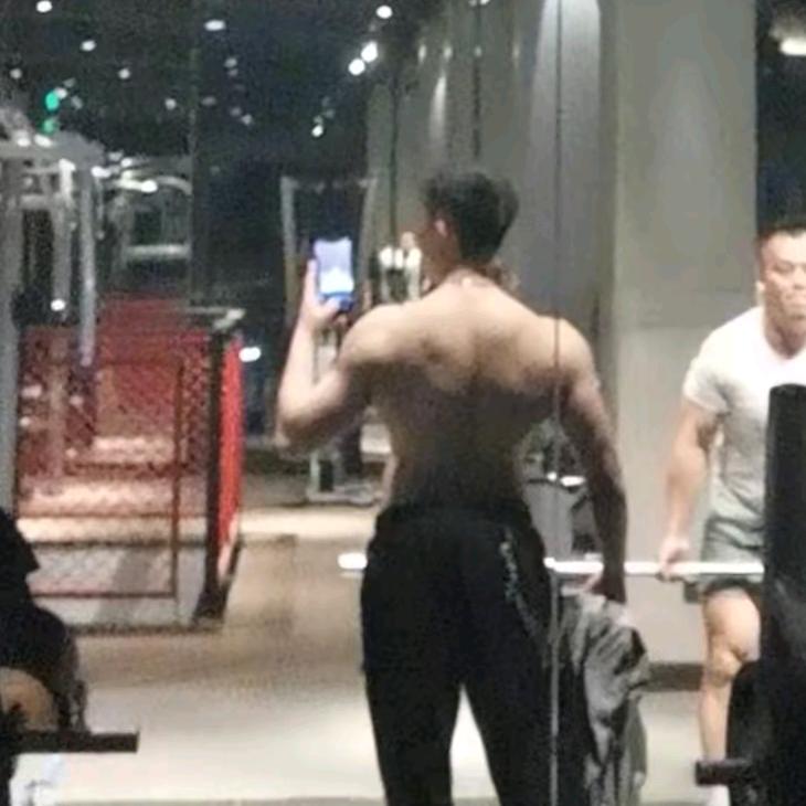 小小邓