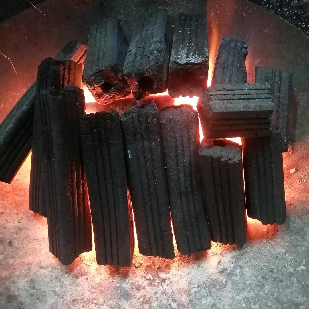 小龙地摊烧烤