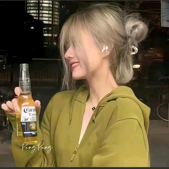 12688岁少女为帅哥痛哭的那个雨天