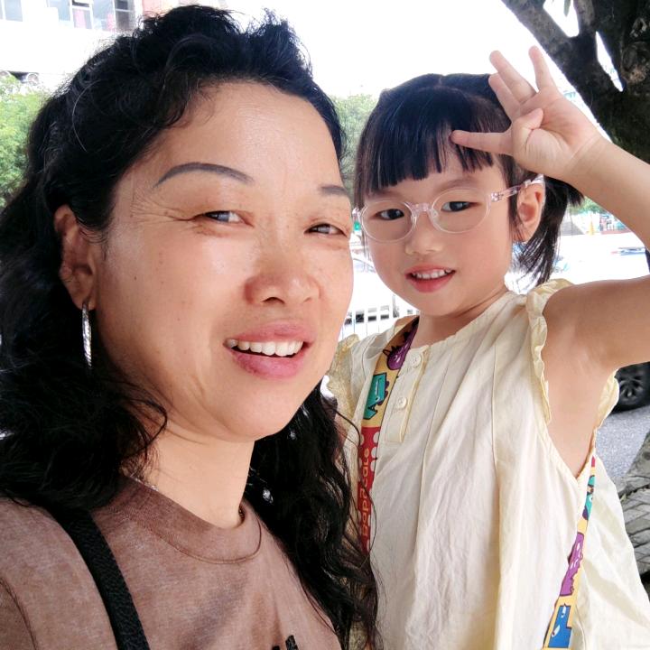 爱跳曳步舞的虎奶奶