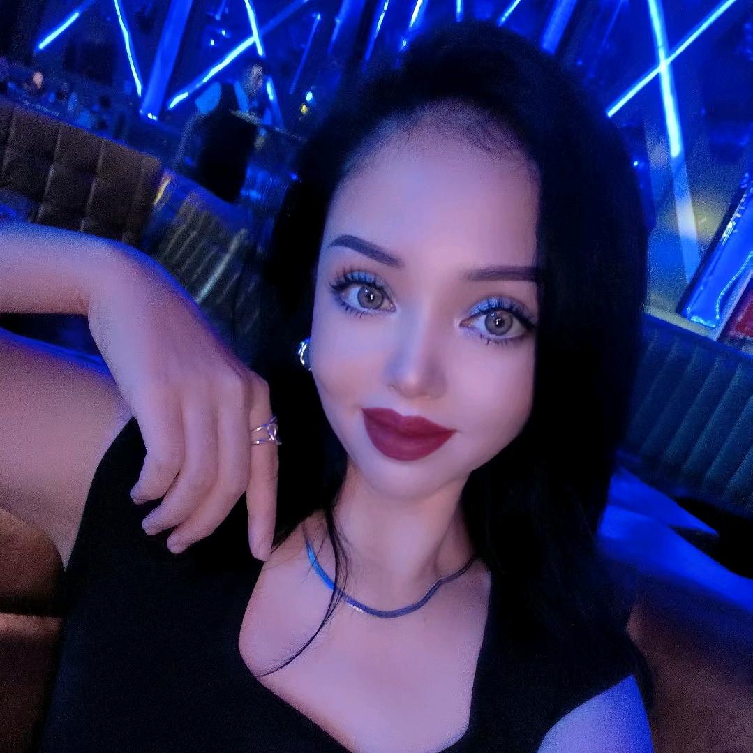 @美娜🧿