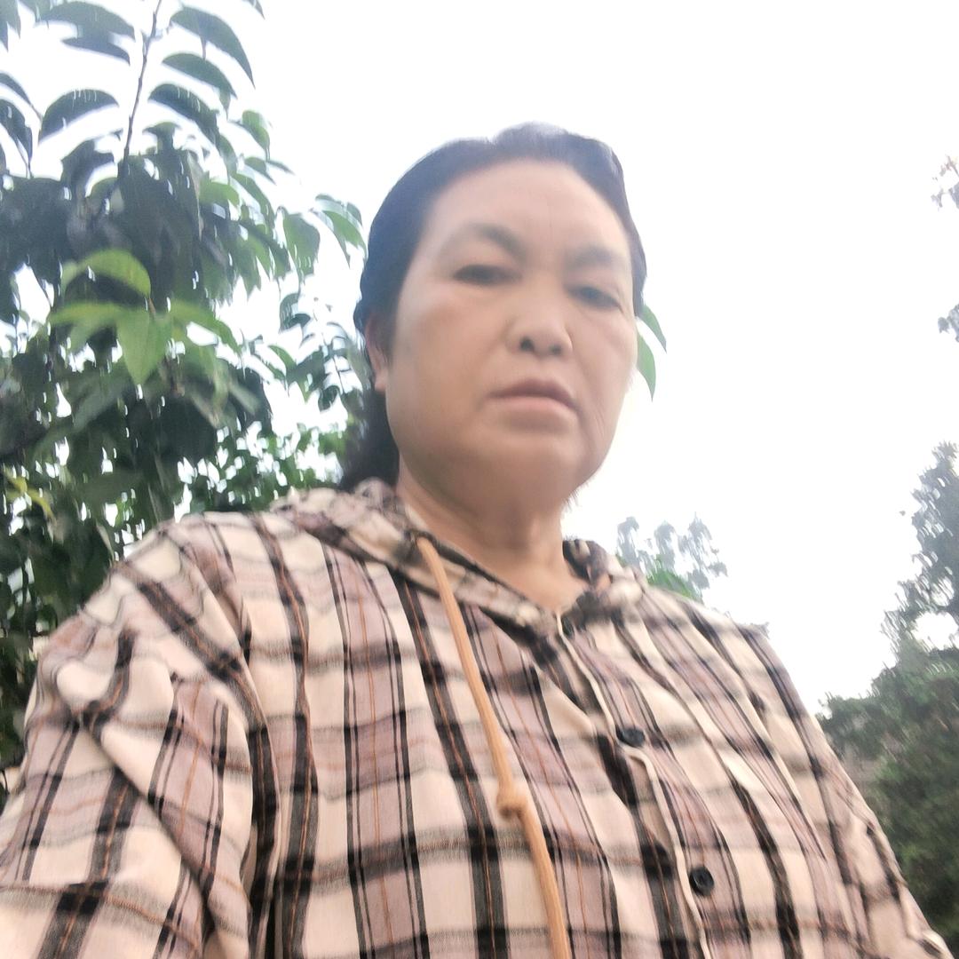 彭姐(早上6点半)