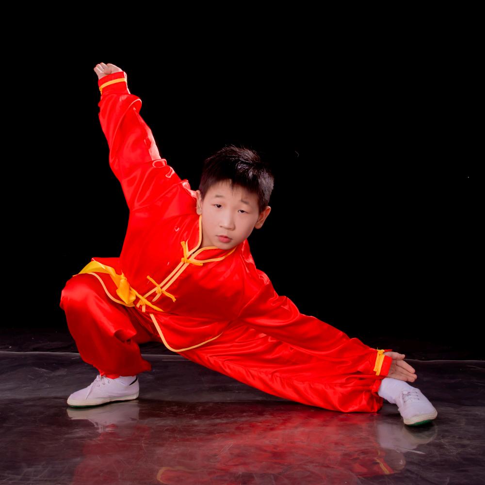 扶老奶奶闯红灯