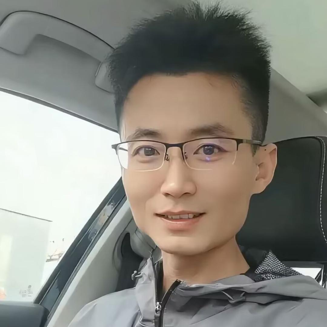 电动地平车、浇铸机械手、龙门吊、国起重工