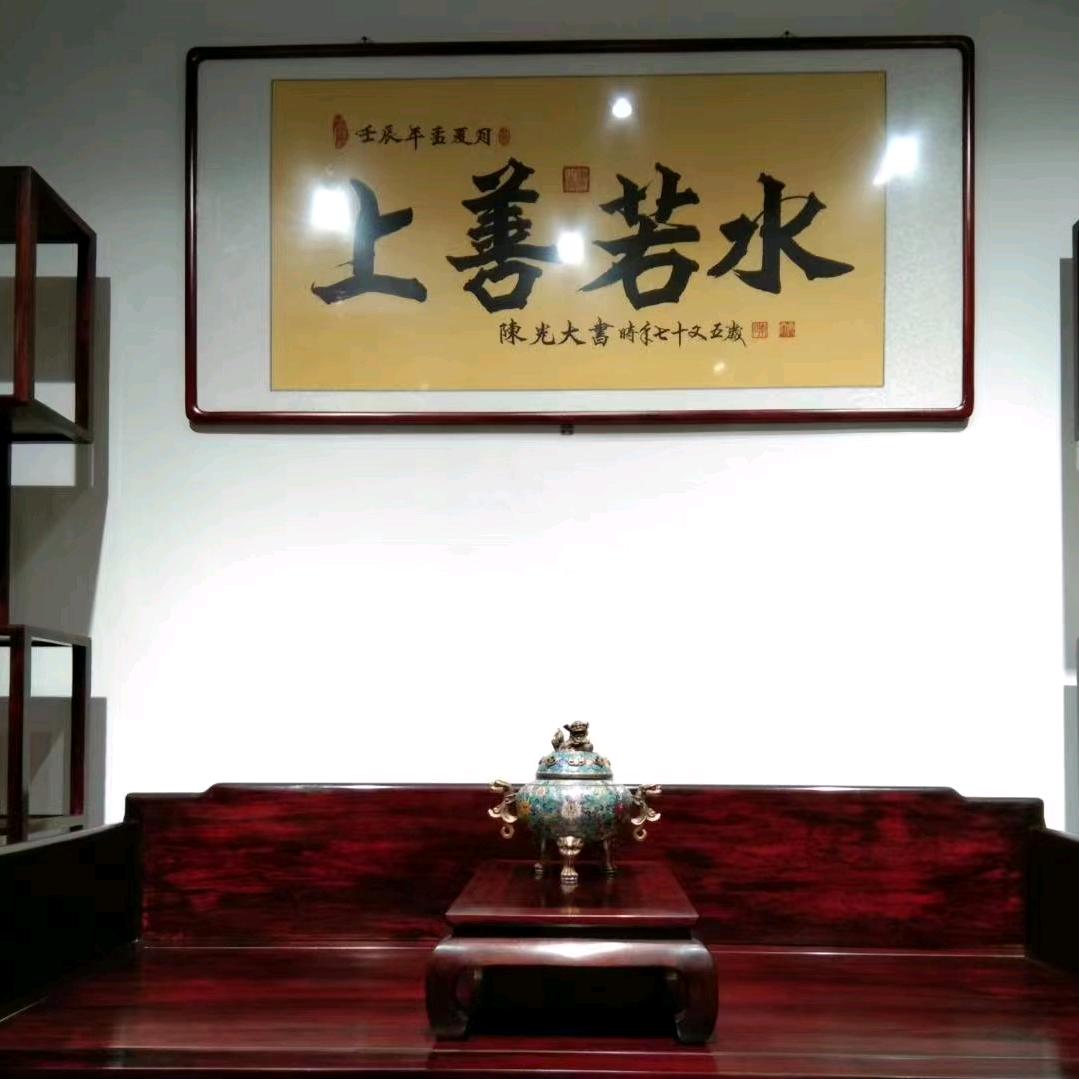 君玉红木的小木匠