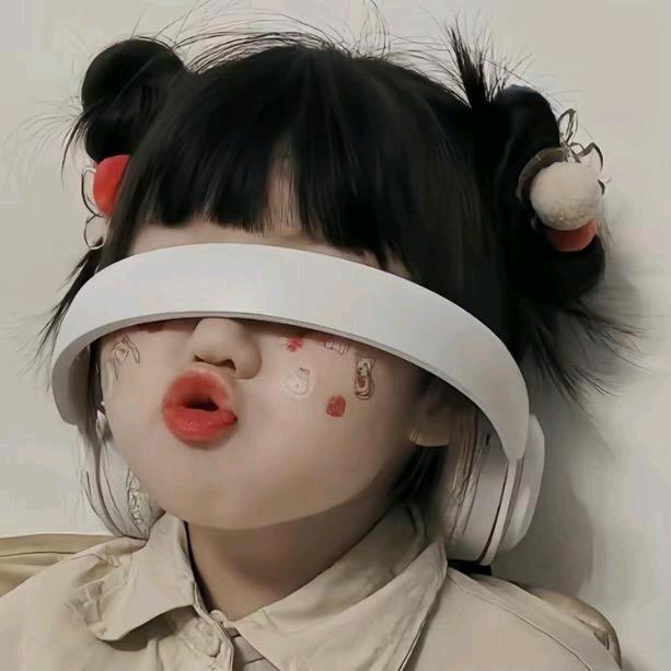 小奶瓶🍼
