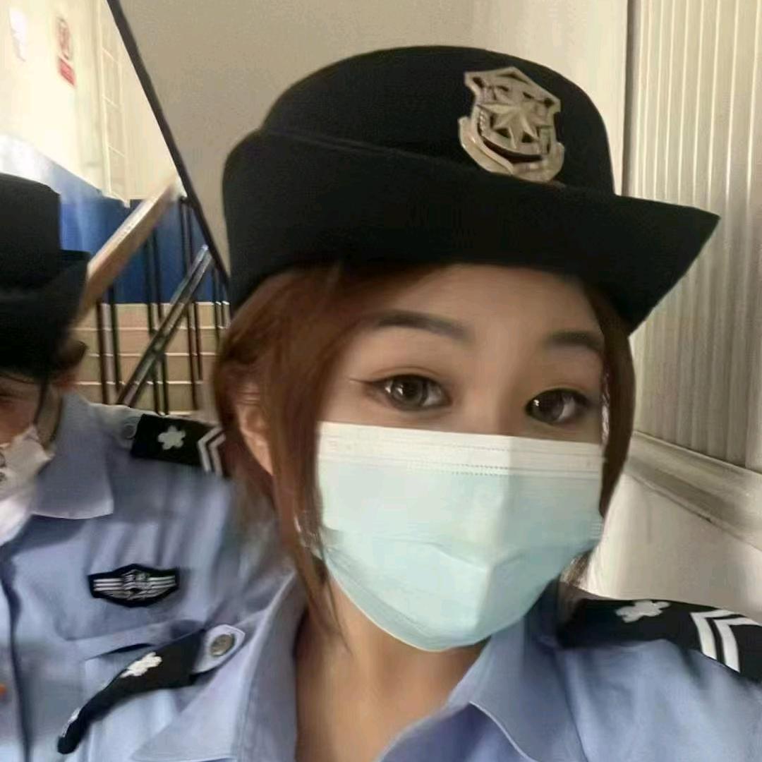 崔燕芳在上海📣做保安随时随地👍