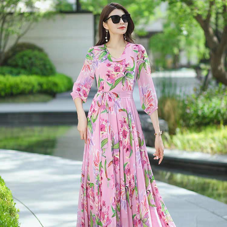 裙丽丝轻奢女装