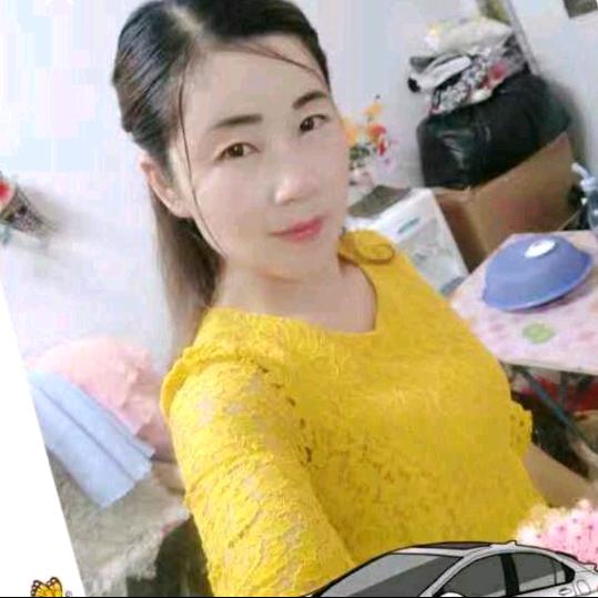 邱硕服饰