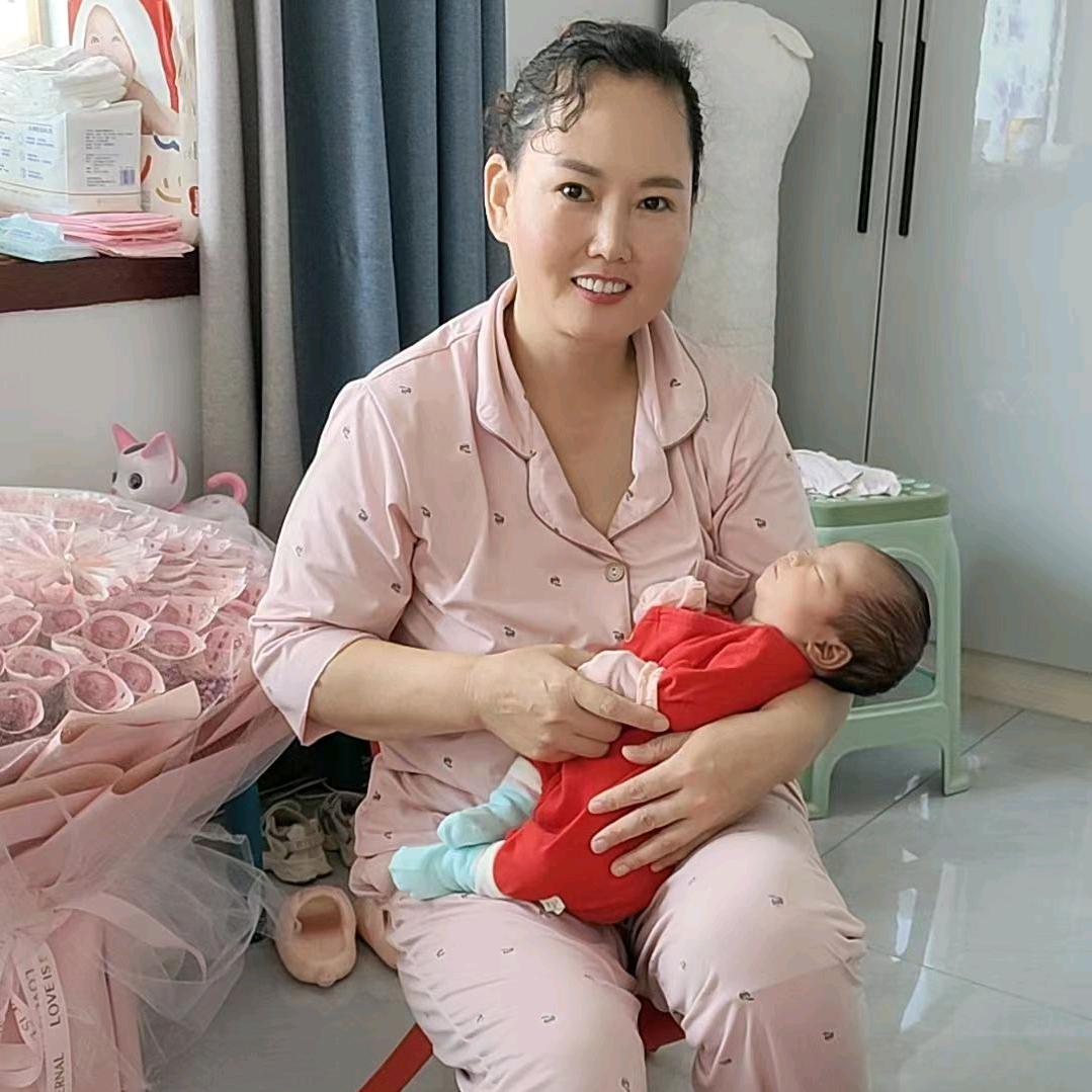 催乳师赵姐