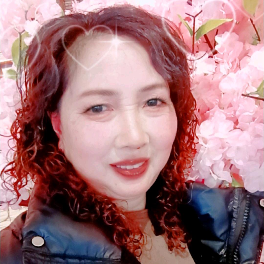 卜四姐：