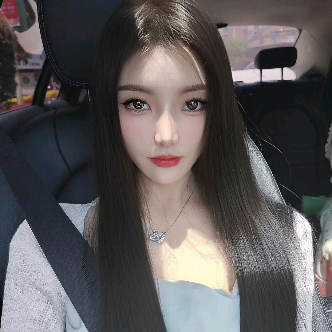 茜- ̗̀ ☺︎ ̖́-茜