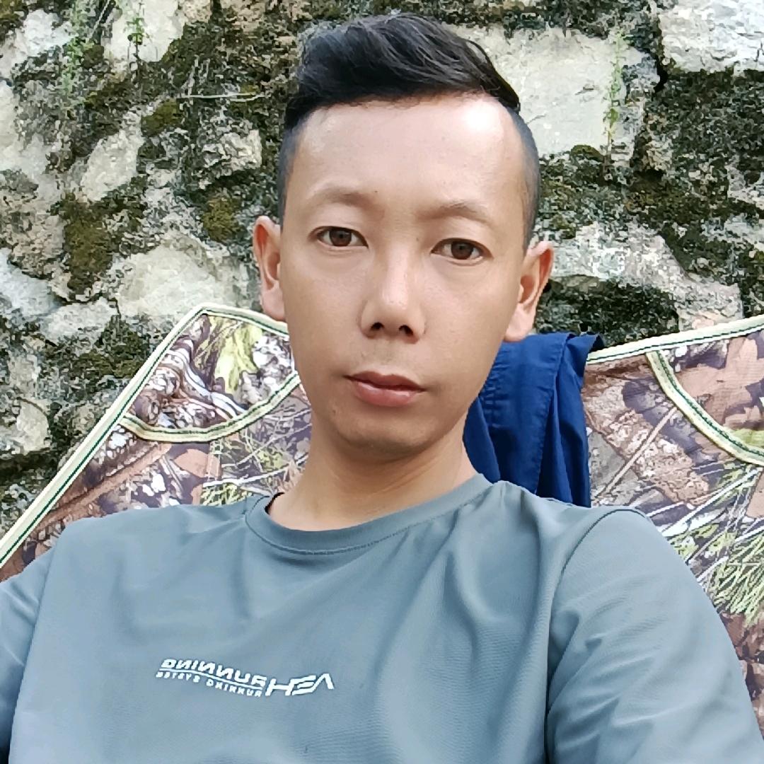 爱钓鱼的小姚