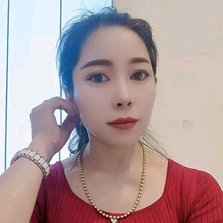 新疆姐(早上7点40)（助力小号）