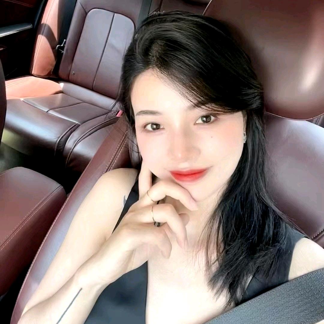 海宁蓝伊奴原创女装