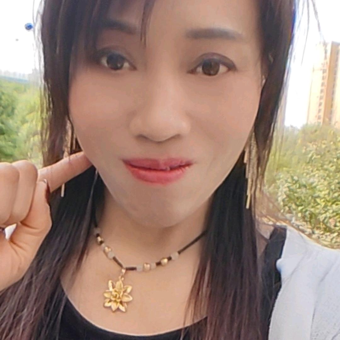 红姐🎤首播的头一天，晚上7:15