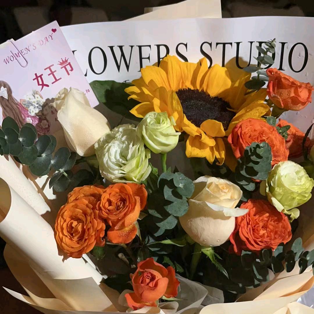 一切随缘🌹