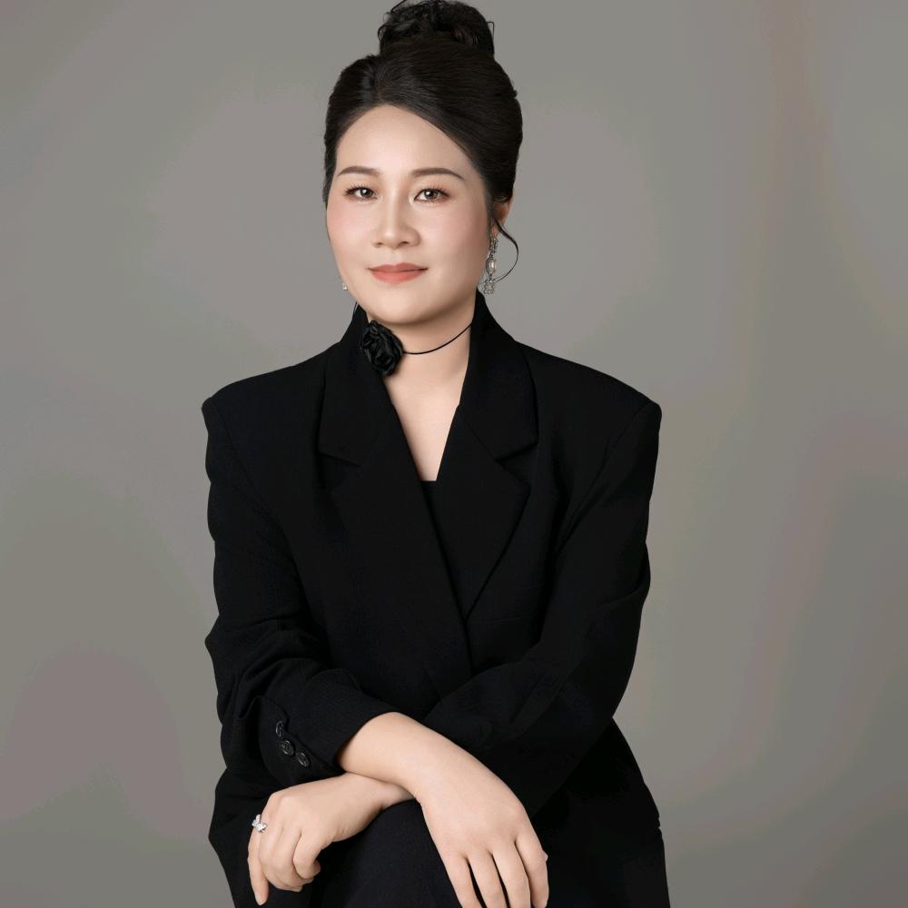 蓝莓果阳光才艺曲老师