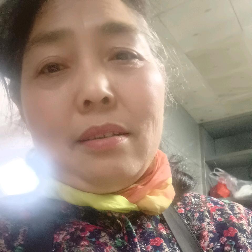 琼姐🎤中午1点50分开播