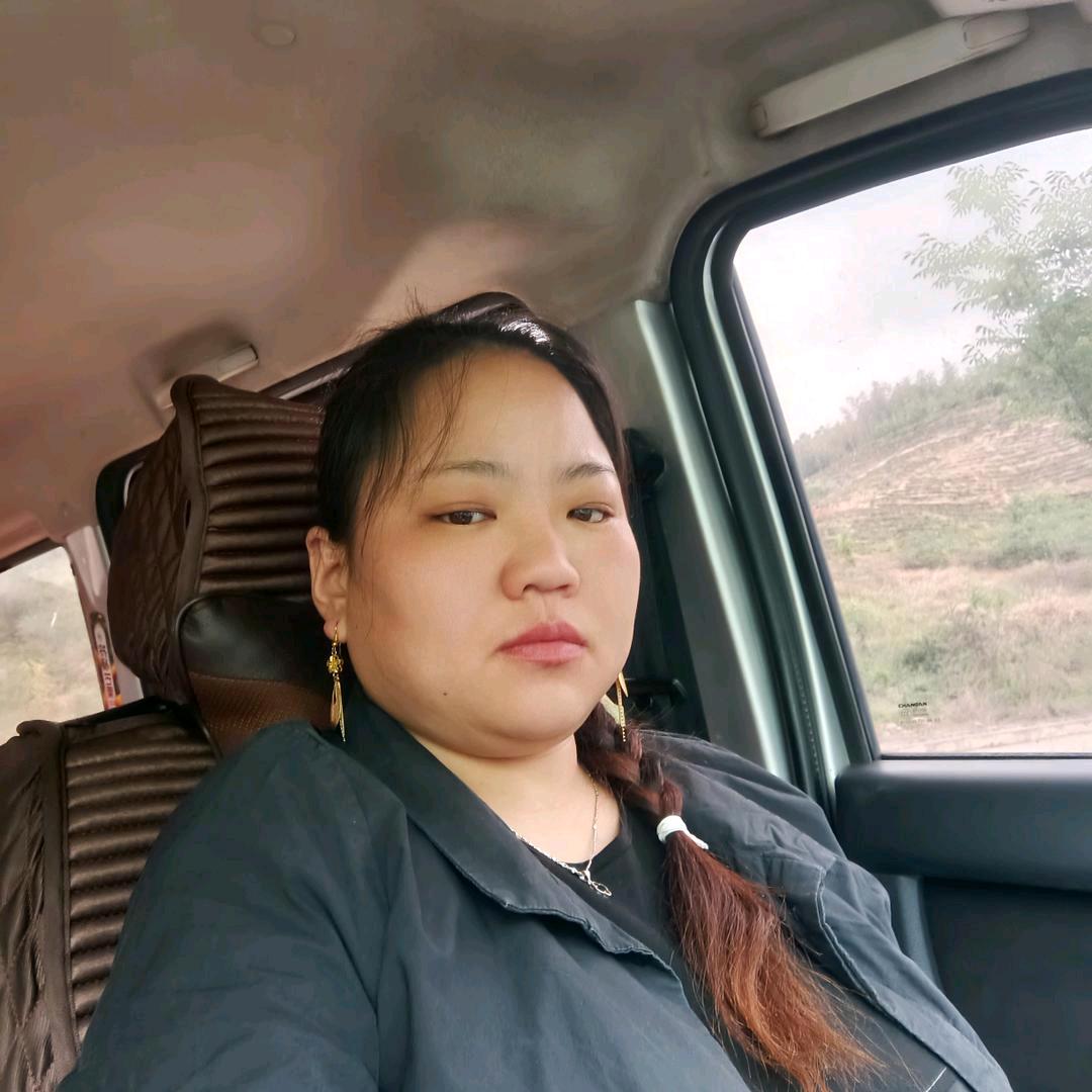 龄姐（刘）