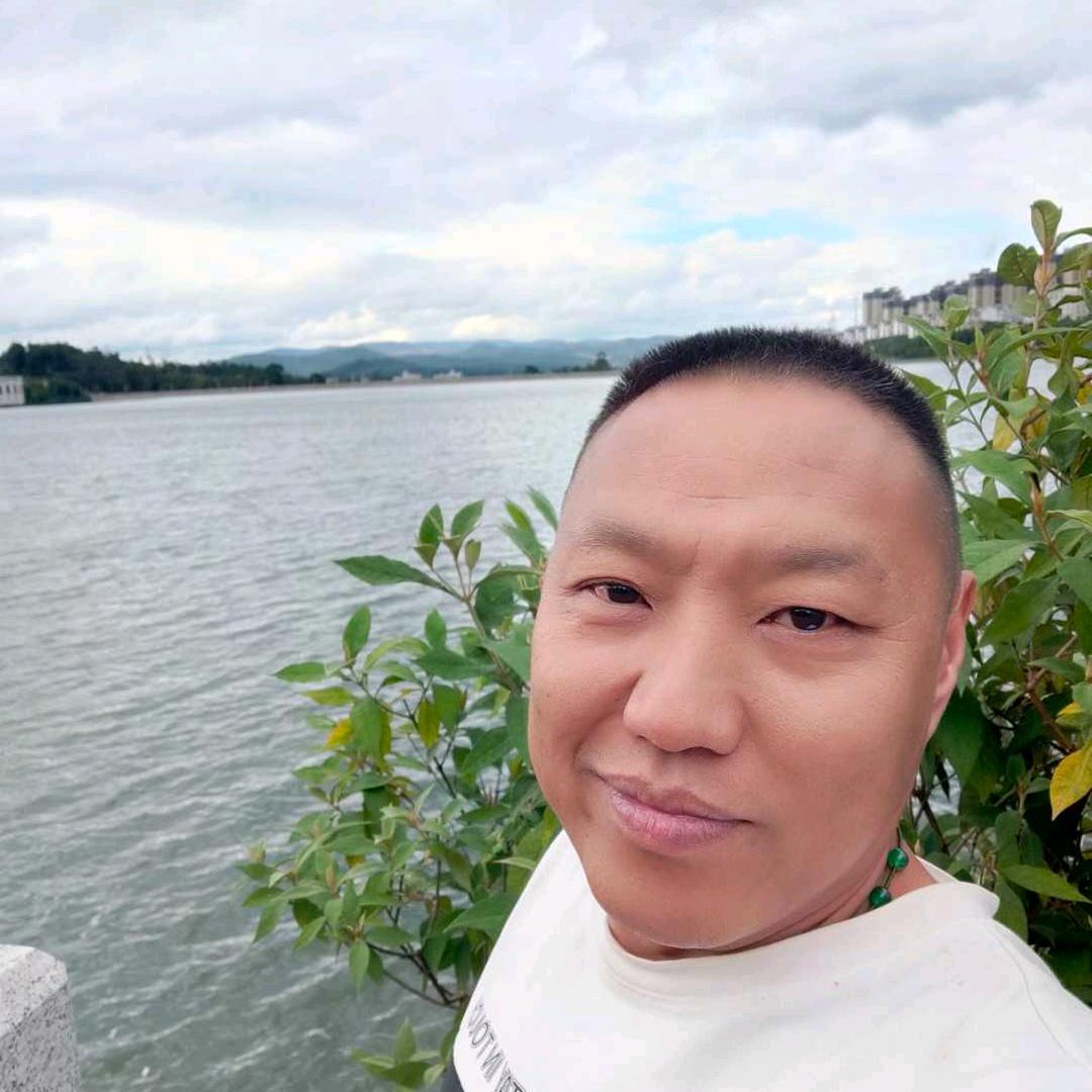 🌷🌷王（芃peng）凯🌷🌷