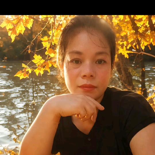 易米阳光=在印尼