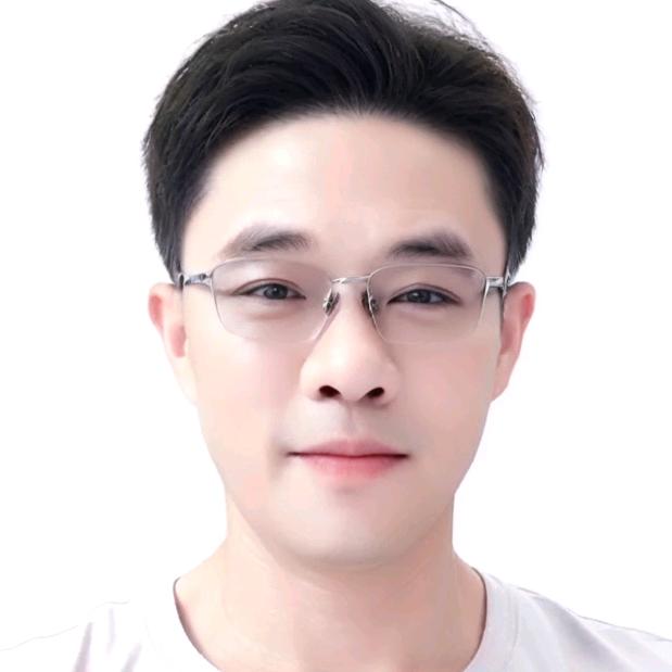 🦄红尘（陈）哥🎩