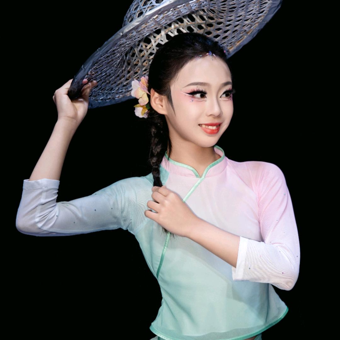 爱跳舞的西妹💃🏻💃🏻💃🏻