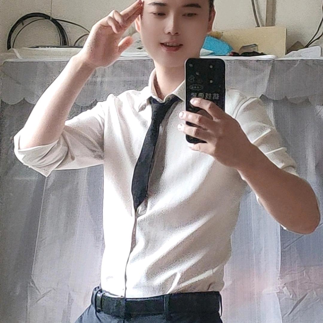 小伙  很任性