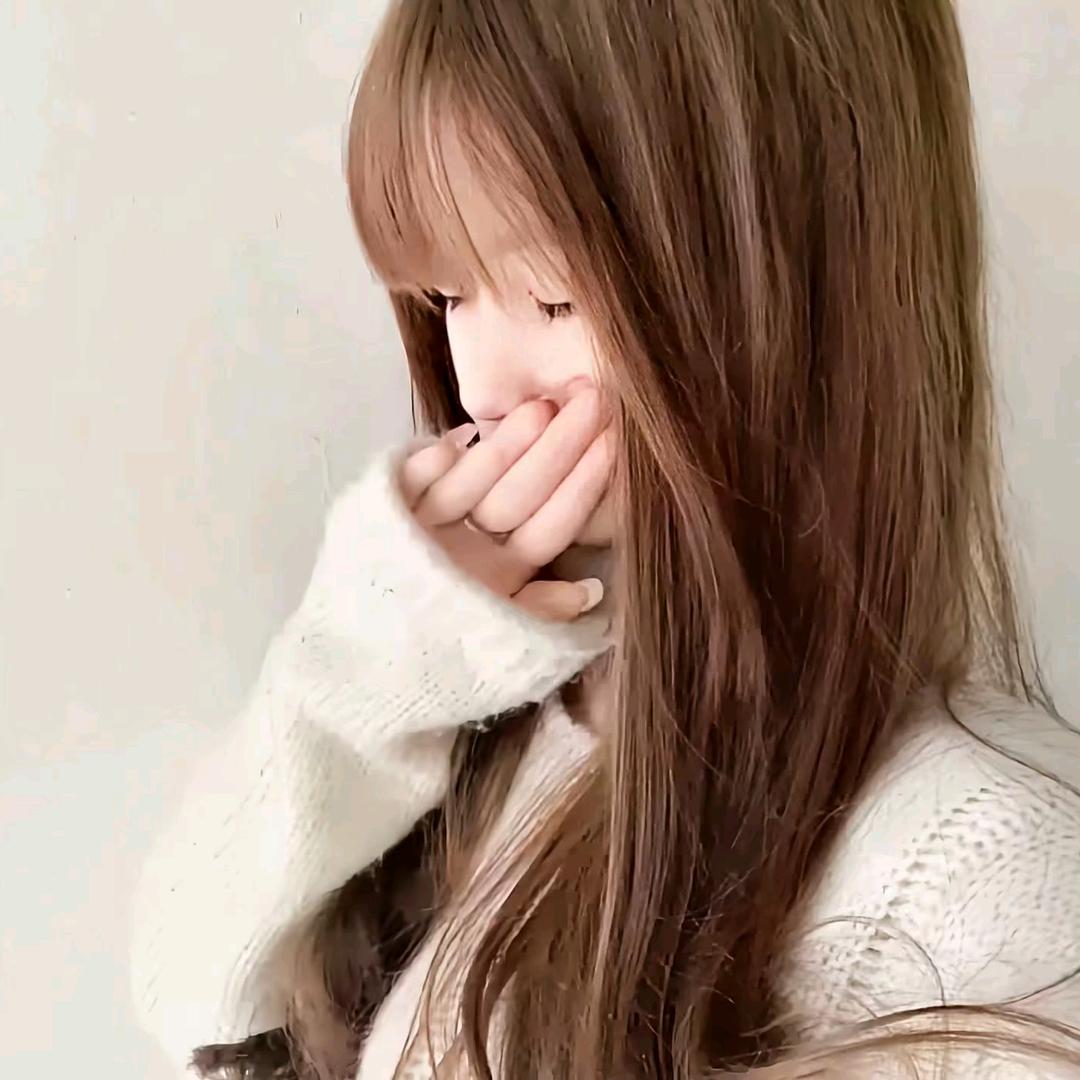 小祁.