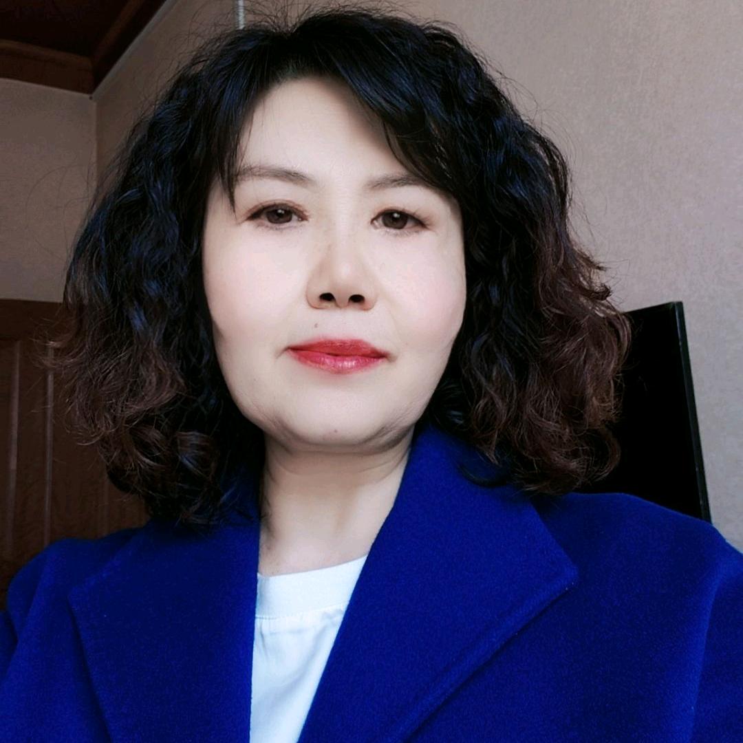 小草浅笑