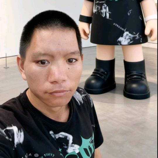 2225黄。我家的好兄弟