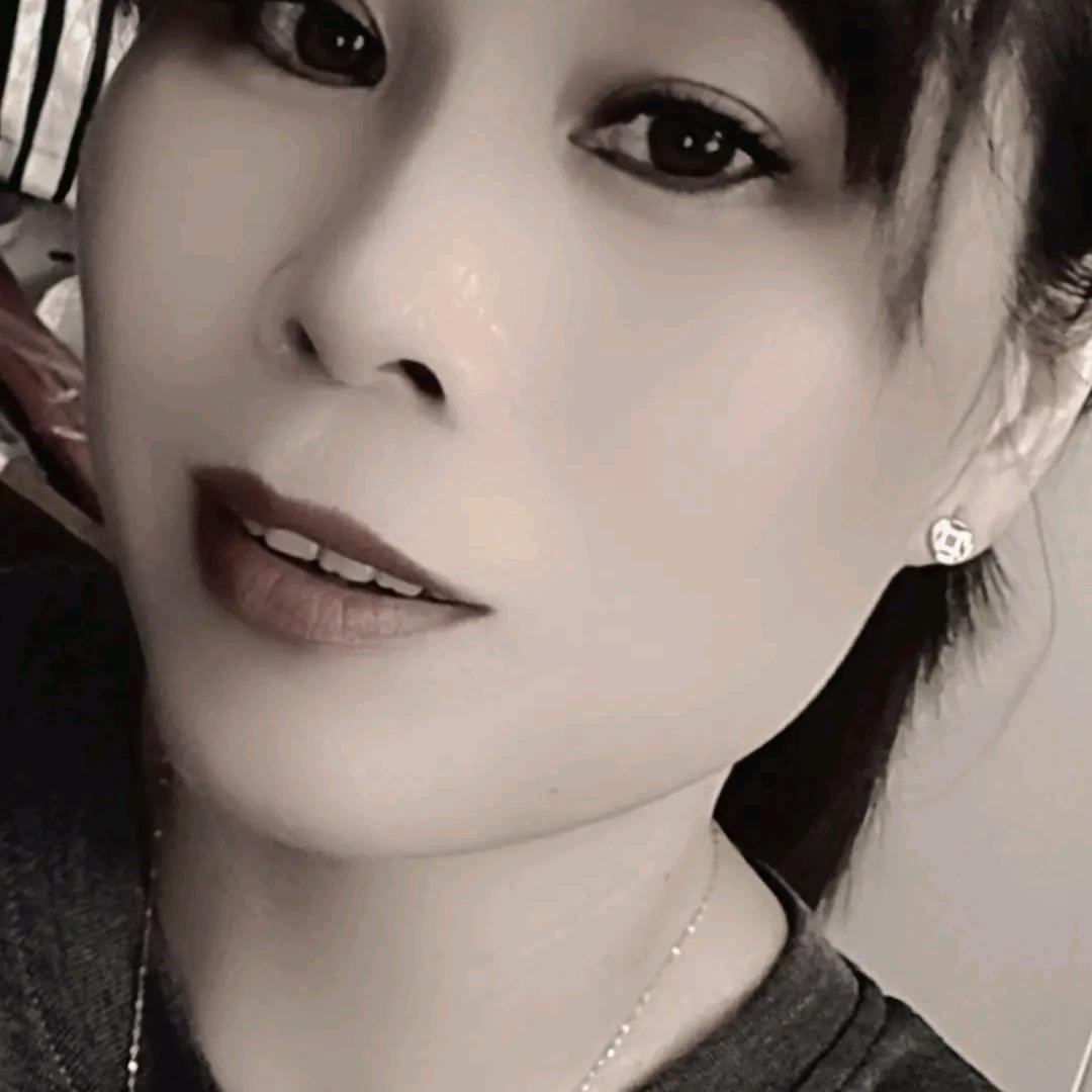 阿桃羊绒订做