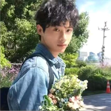 貌相武大郎😬