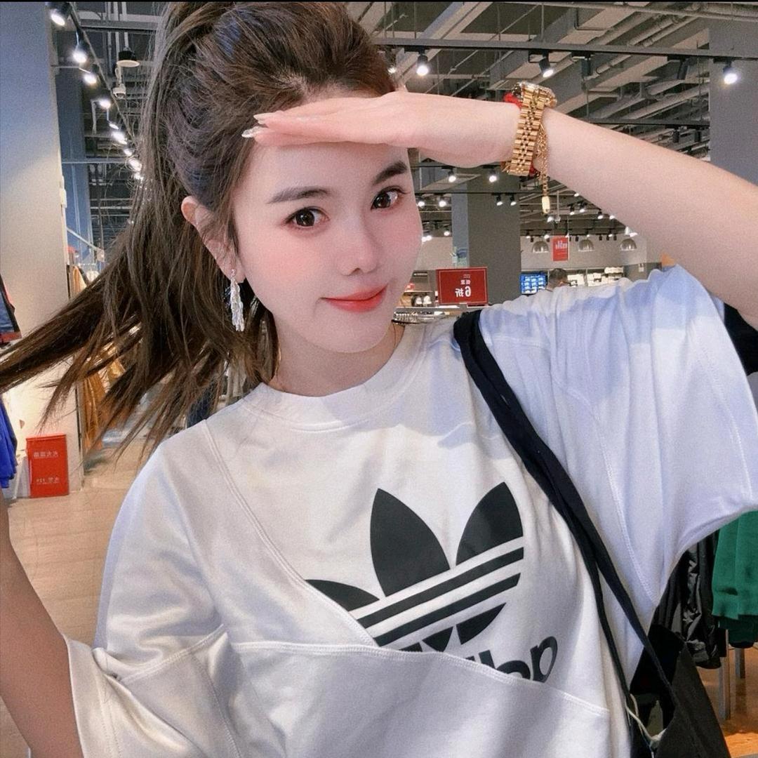 百年奥莱现货