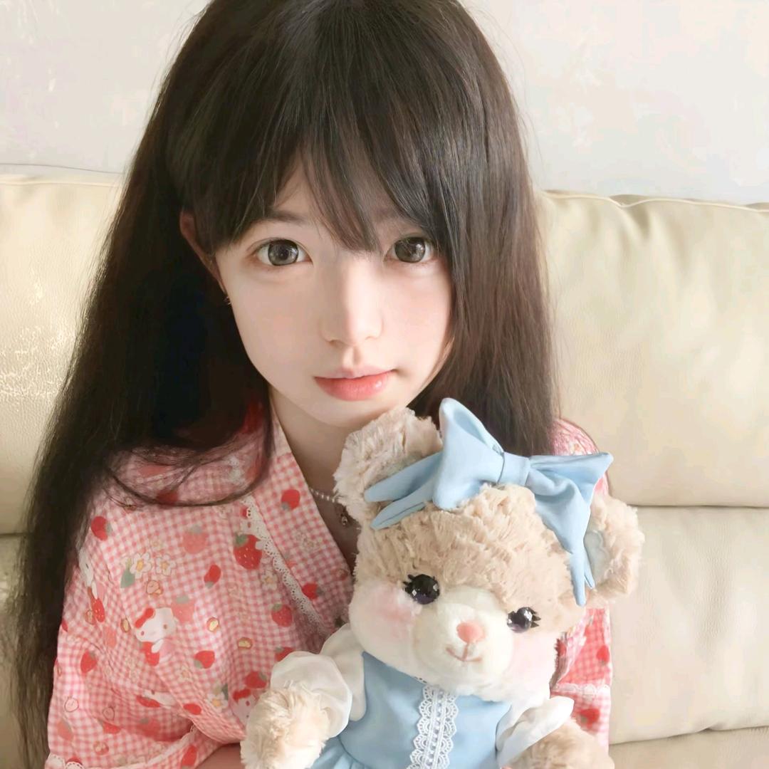被天真笼罩&