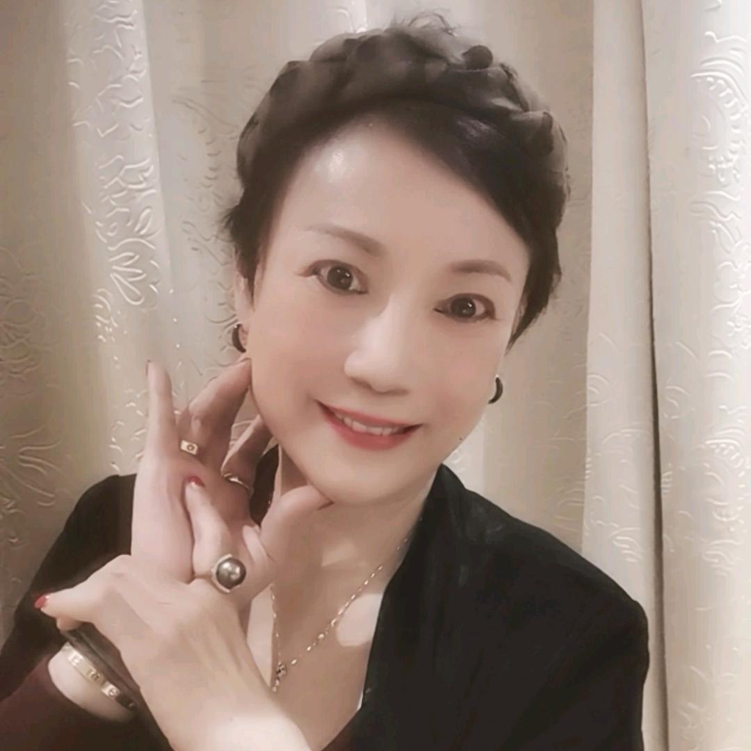 快乐的红
