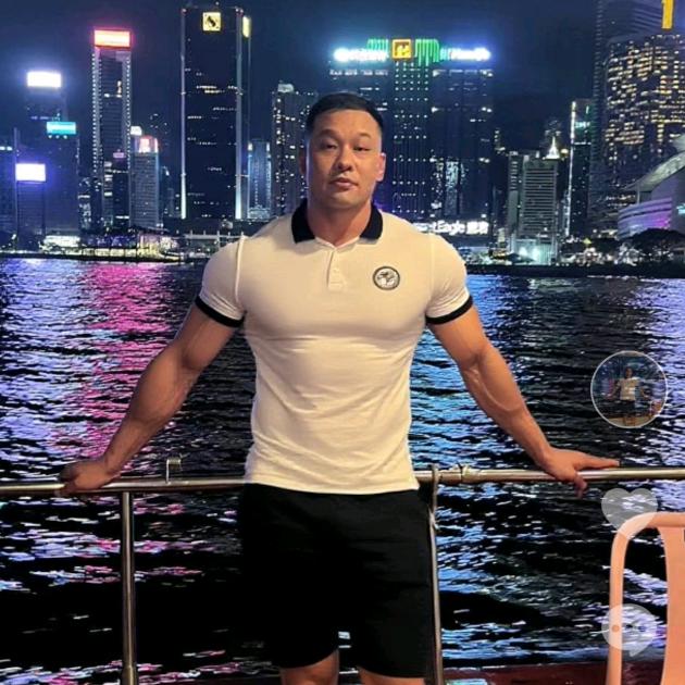 如鲸向海