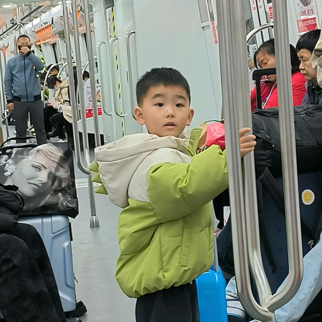 彬有礼