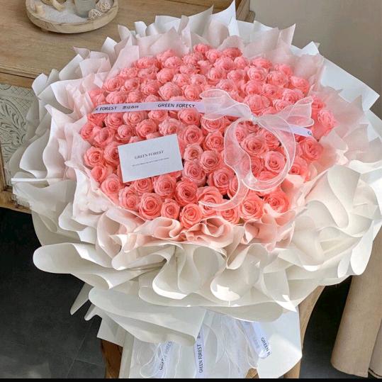 武汉七彩花艺佳海店